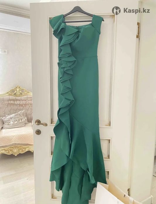 Платье вечернее, на выпускной/той