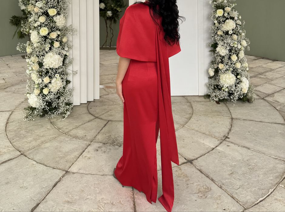 Rochie elegantă roșie