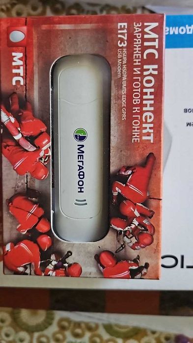 4G/3G USB-модем с функцией Wi-Fi роутера ZTE MF79RU / MF79U