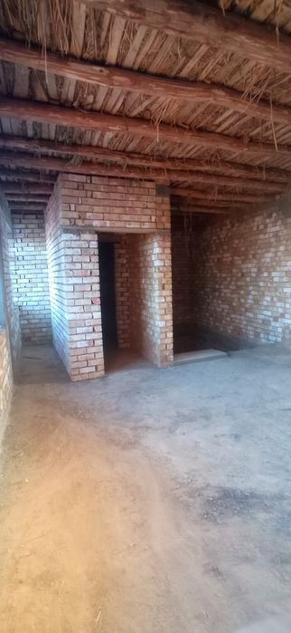 Учкахрамондан кирганда 3 кават каропка уй сотилади ёки бартер