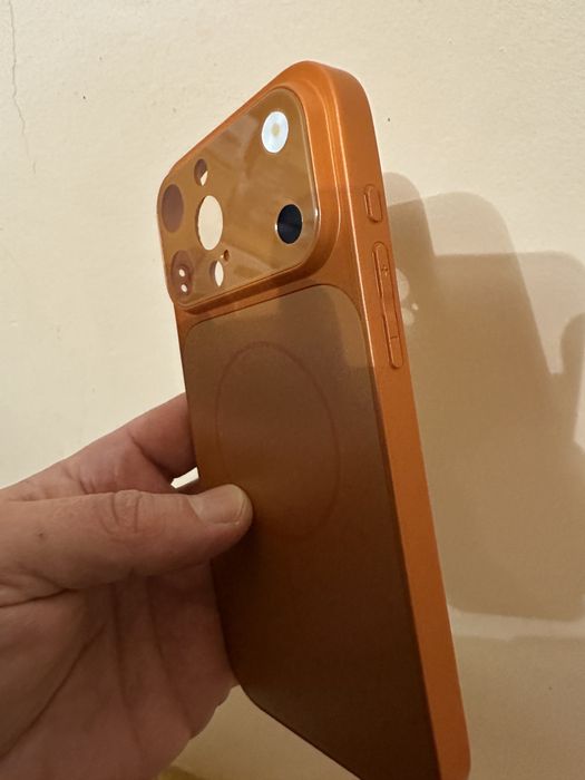 Husă orange iPhone 16 ProMax, model 17 ProMax