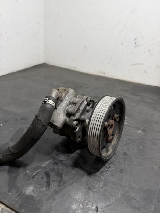 Pompa servo servodirectie Audi A6 C6 facelift 2.0 TDI CAHA CAGA 2.0 TDI pompa servo A6 2.7 TDI v6 4F0145156B Pompa servo Audi A4 B8 2.0 TDI CAHA CAGA