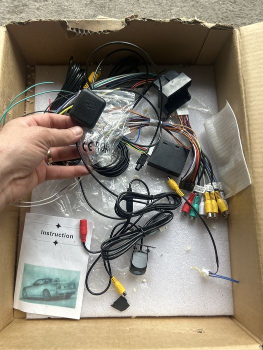 Navigatie 10’ +rama adaptoare golf 7