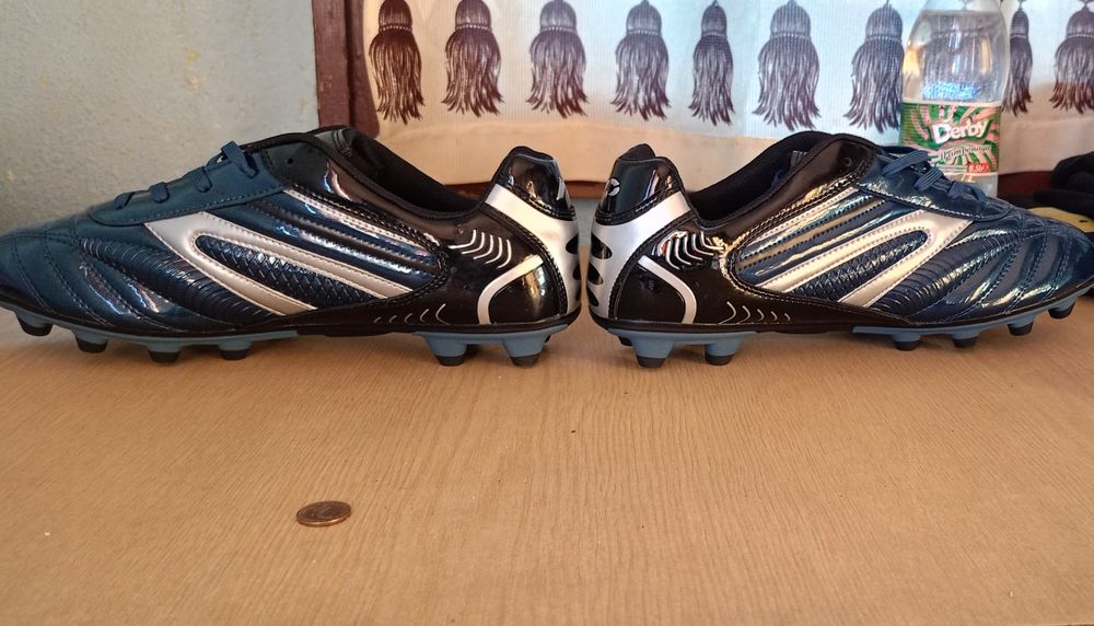 Бутонки за футбол Ponies