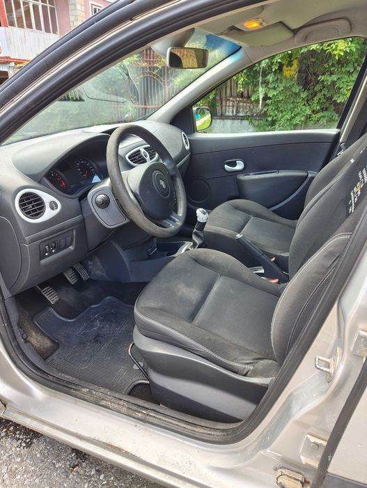 RENAULT Clio 2011 — imagine 4