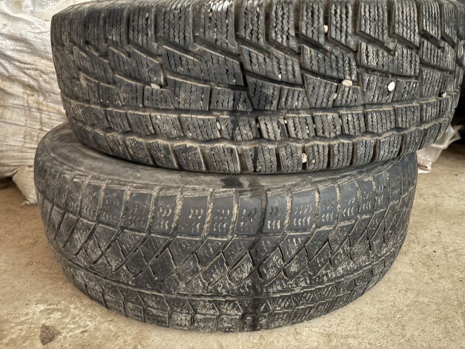 Шины продаю бу…..