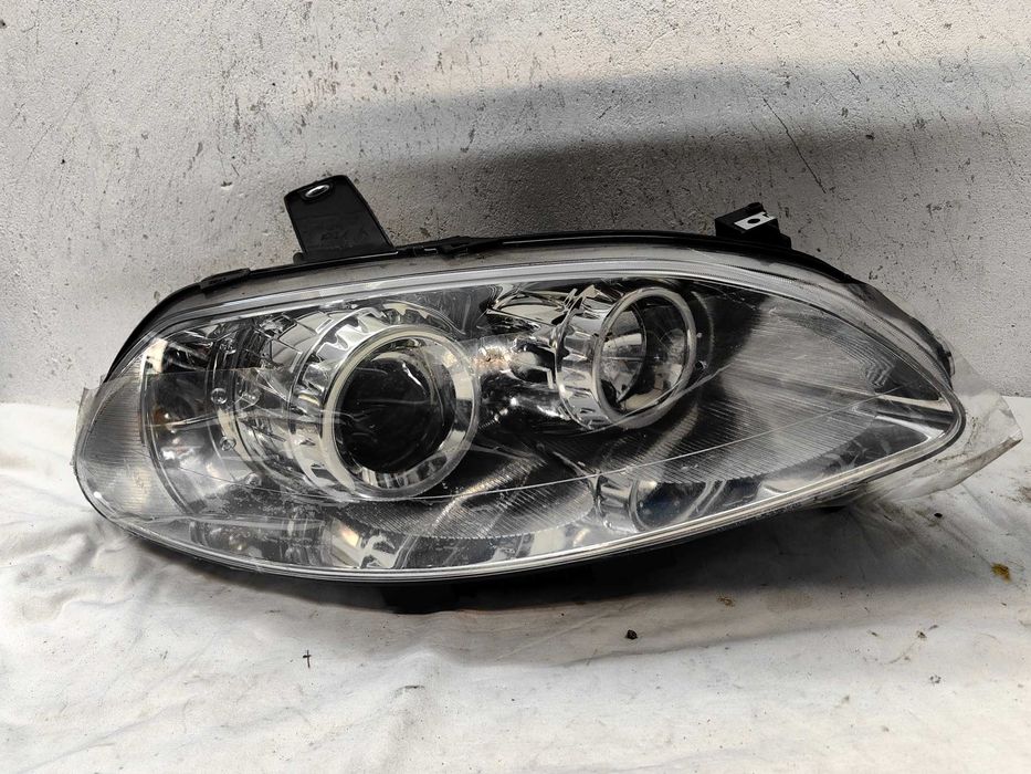 Оригинален НОВ фар Фиат Крома  Fiat Croma Xenon