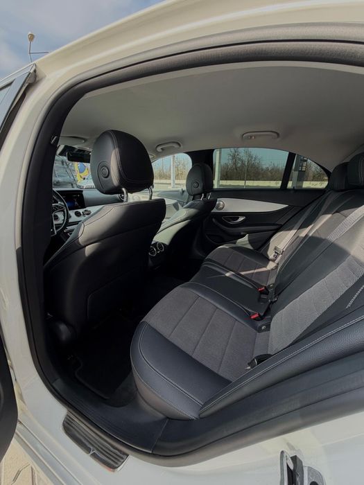 Mercedes-Benz E-class W213 200d / 9G-TRONIC / Euro 6