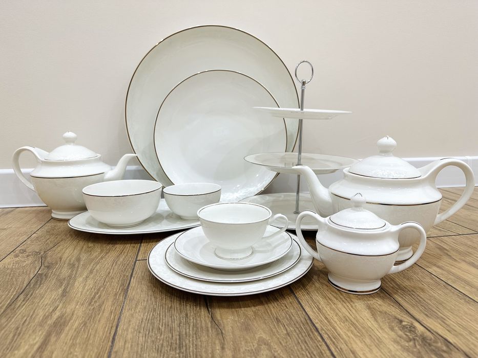 Продам чайно-столовый сервиз