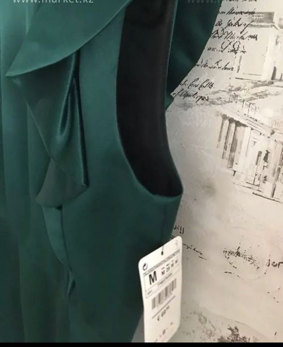 продам вечернее коктейльное платье