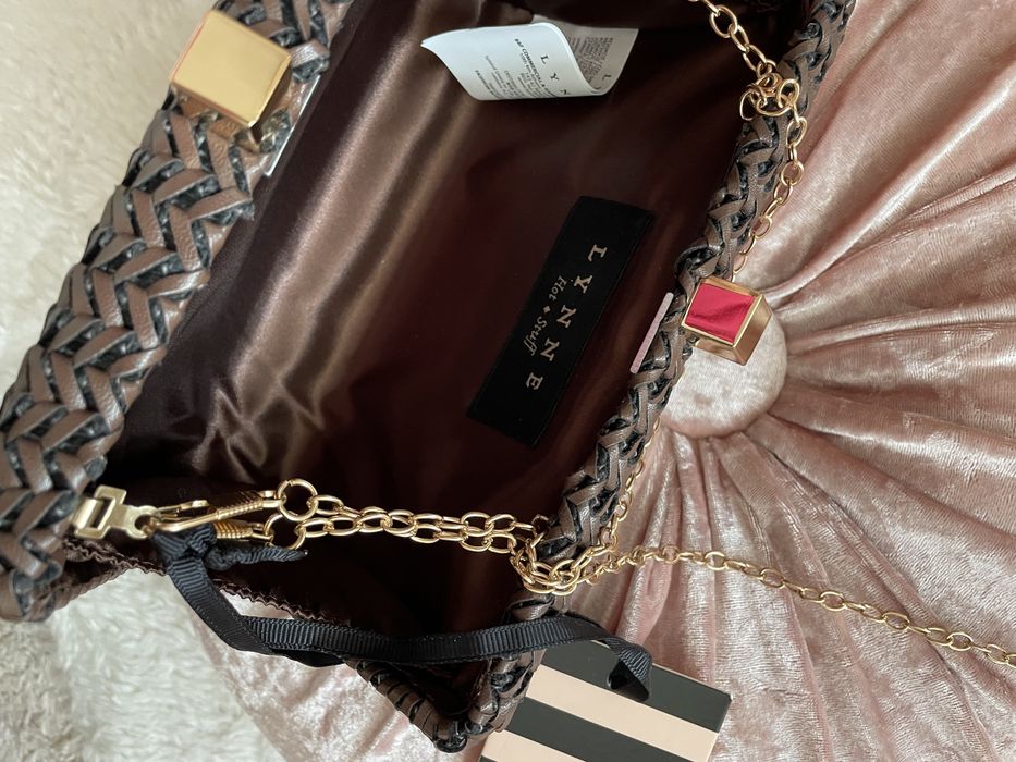 НОВА дамска мини чанта Lynne