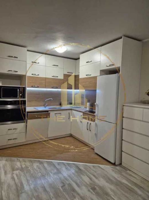 Топ Локация 2 стаен Колхозен Пазар