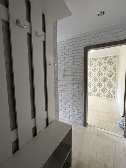 Сдаем 2-х комнатную квартиру