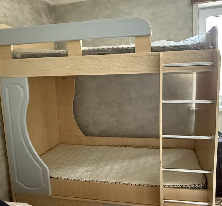 Продам кровать детский