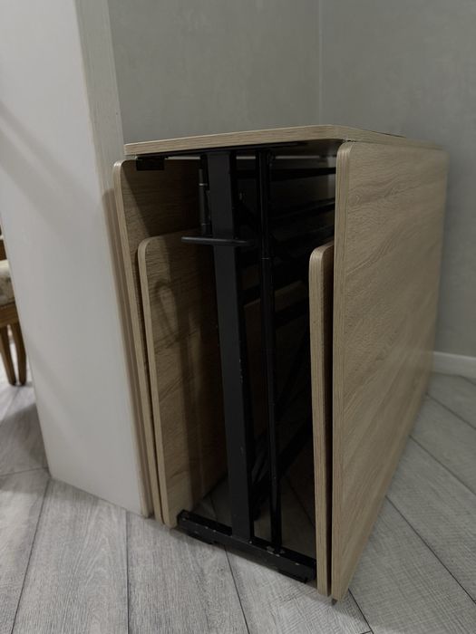 Срочно продам стол концоль!