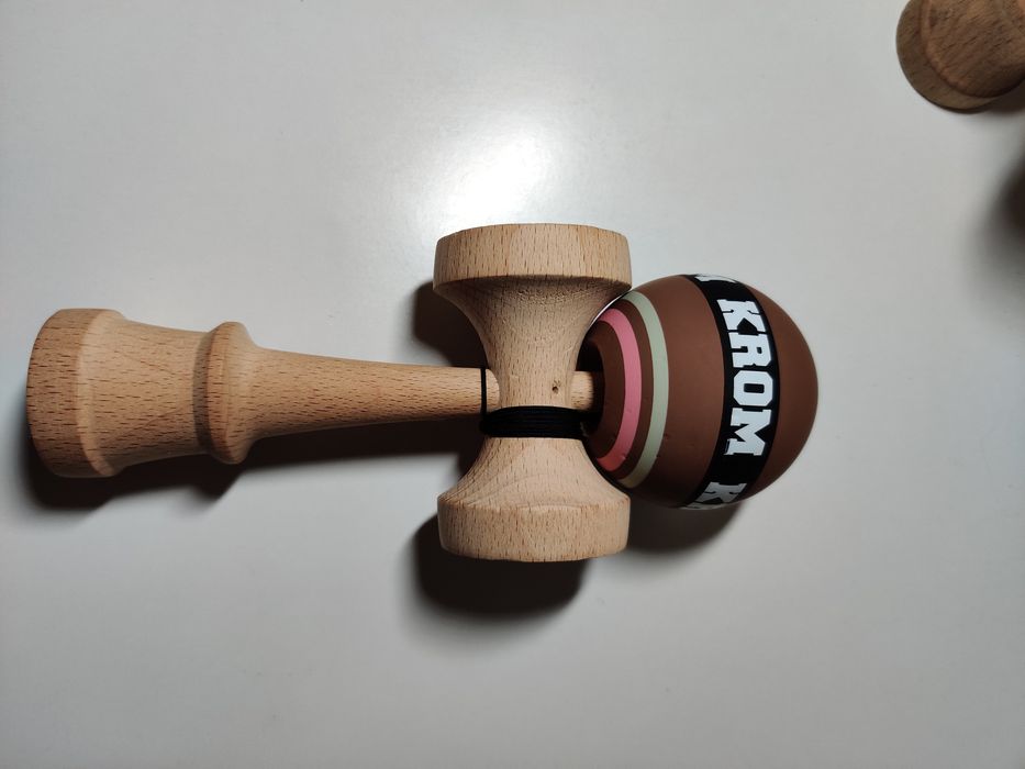 Strogokendama Krom