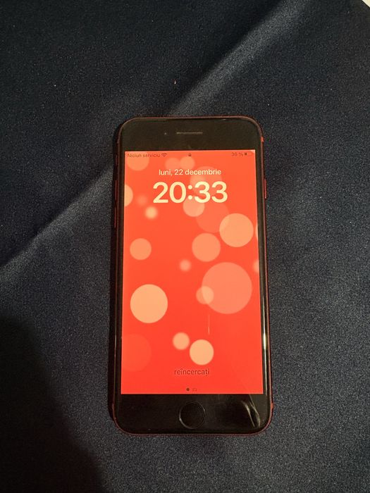 iPhone 8 product red