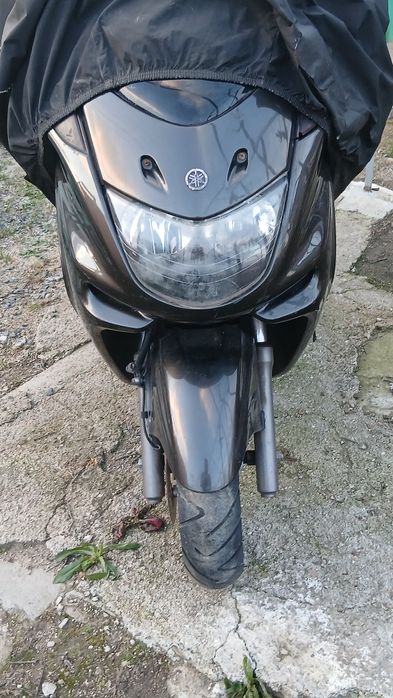 Продавам Имаха маджести 250 2005г