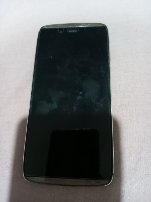 iPhone 5 s айфон и Алкател