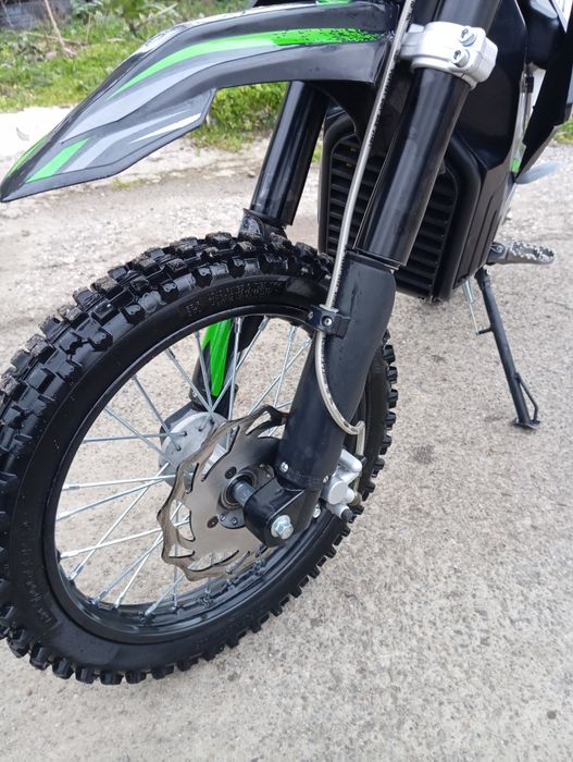 Електрическо кросово моторче