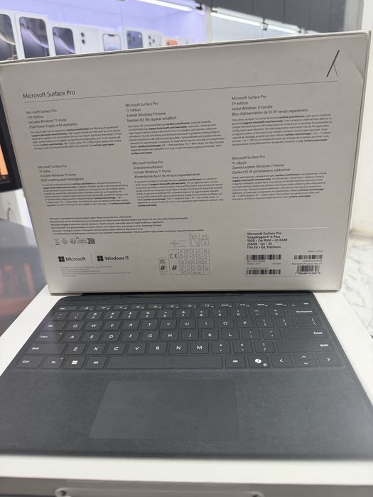 Microsoft Surface Pro 11 edition  X Plus 256Gb + Keybord with slim Pen