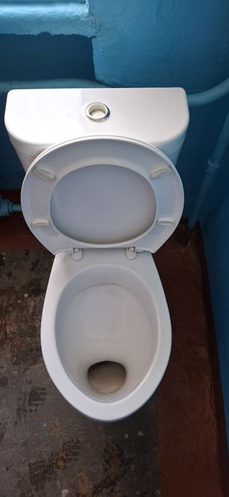 Унитаз в хорошем состоянии!