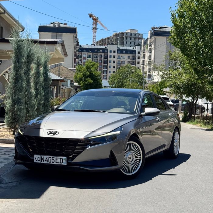 Hyundai elantra 1.6 2021 yil tozza