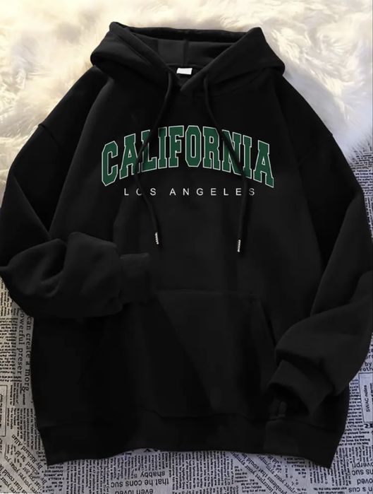 Продам абсолютно  новые одежды