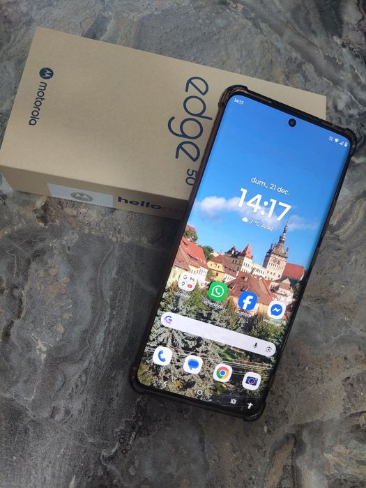 Telefon Motorola edge 50 FĂRĂ SCHUMBURI