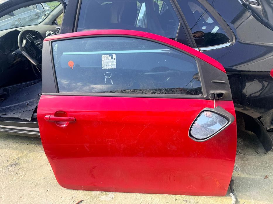 Дясна врата пежо 108 2016г 3врати