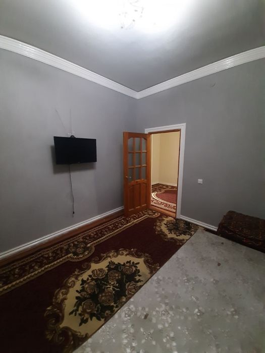 Uy sotiladi, yoki ijara ga beriladi. Saltanat kafe 3 kavat da. 2.xona.