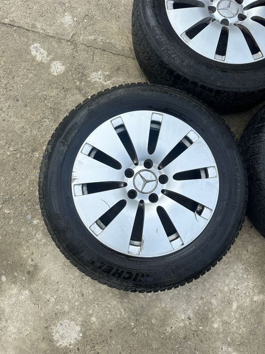 Jante Mercedes R16