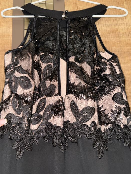 Дълга официална рокля