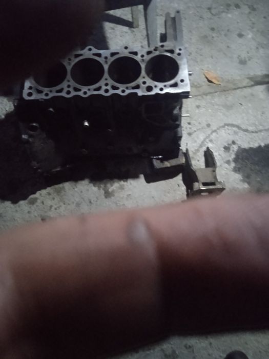 Запчасти от мерса 604 мото