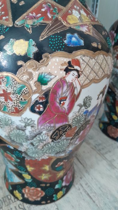 Чифт китайски порцеланови вази