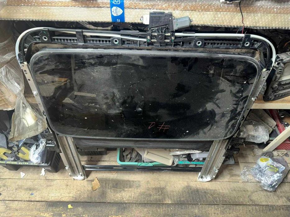 Люк Highlander (2012)