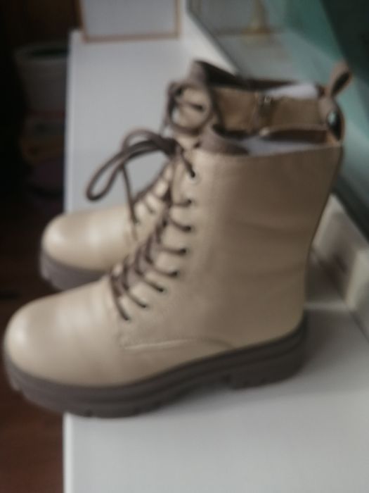 Продам кожанные зимние сапоги