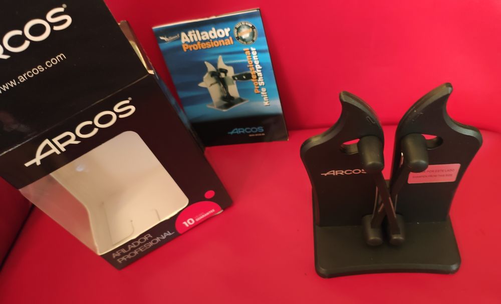 Професианално точило за ножове Arcos