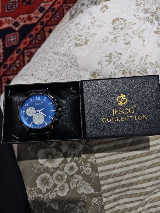 Часы Jesou продам