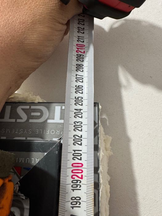 Алуминиева врата за баня