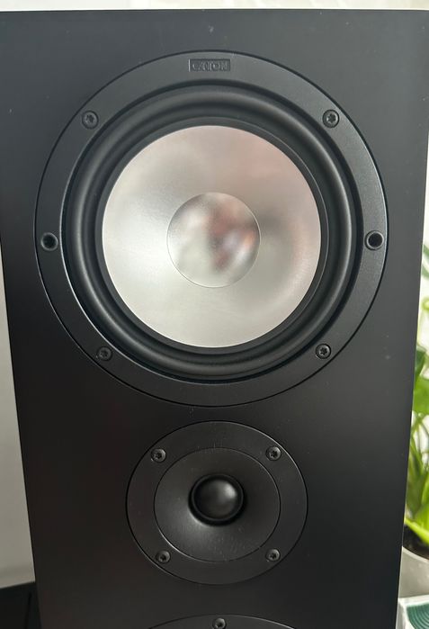 Set boxe Canton podea ,centru, raft