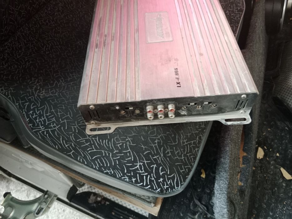 Assalomu aleykum Kenwood kalonka usilitel sotiladi