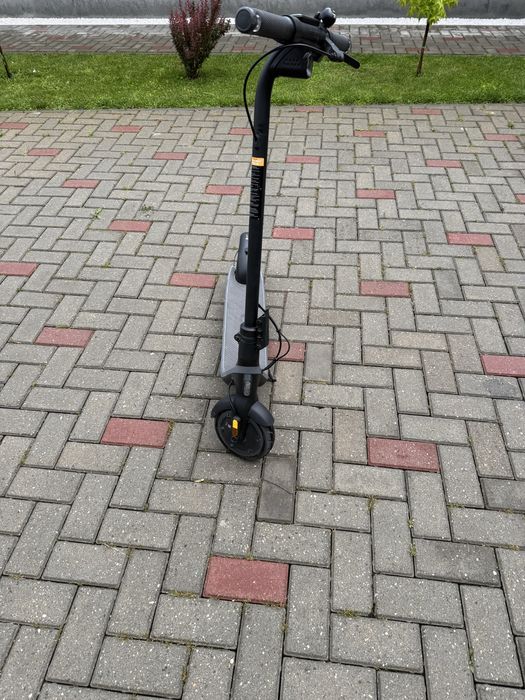 Trotineta Ninebot E2 Plus
