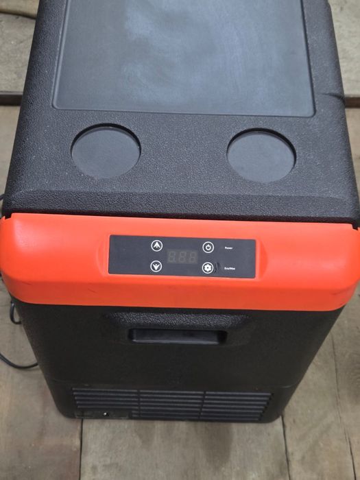 Продаю  автохолодильник Alpicool CL50