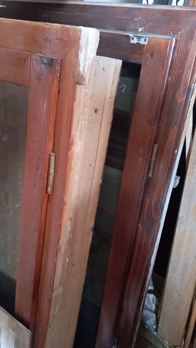 Масивна дървена дограма. Различни конфигурации и размери.