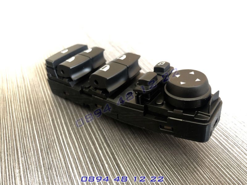 Бутони бутон конзола копчеа Ел.стъкла BMW F30 F80 X1 F48 X5 F15 X6 F16