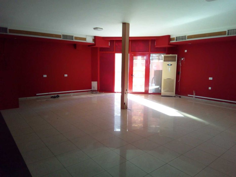 Дава се под наем Магазин в София, Гоце Делчев - 130 кв.м за 897.6 € - Снимка #11