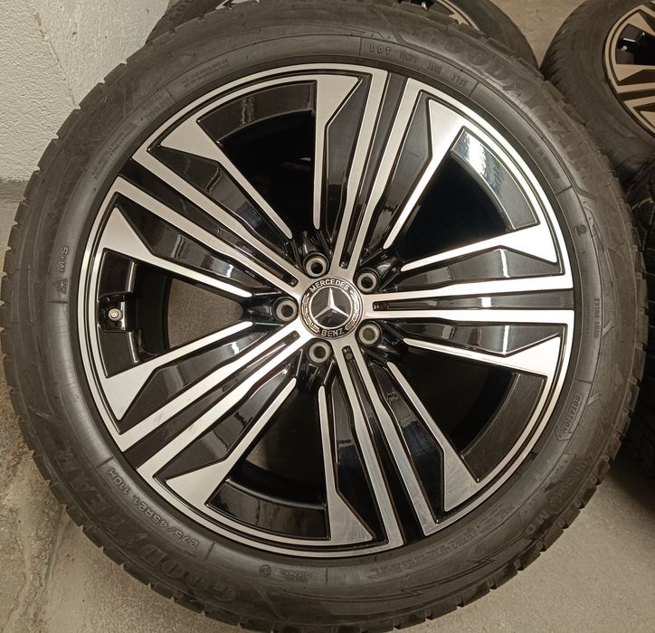 Оригинални джанти с гуми зимни 21 цола Mercedes EQS SUV дот 2022г