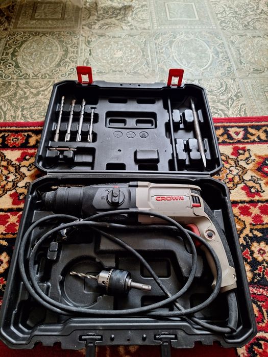 Дрель "CROWN"   Срочно продаю