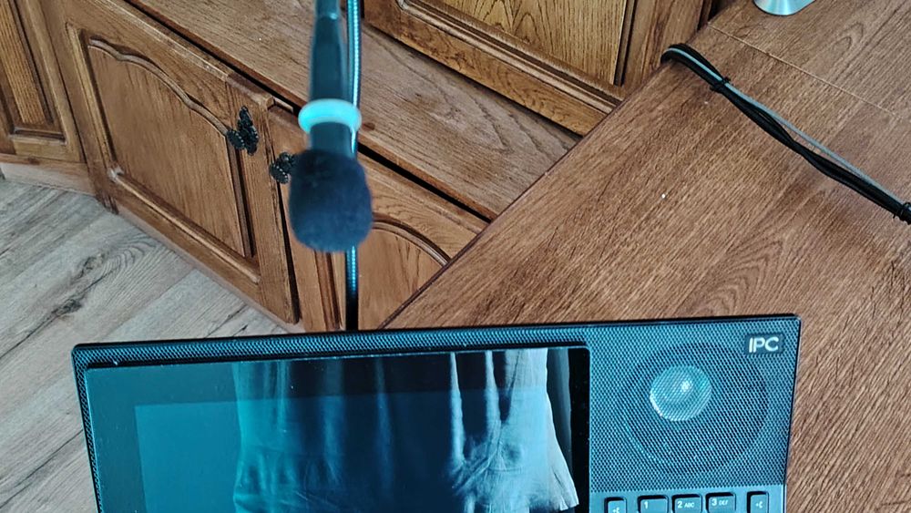 IPC IQMAX Touch Trader Platform Unigy dealer phone turret